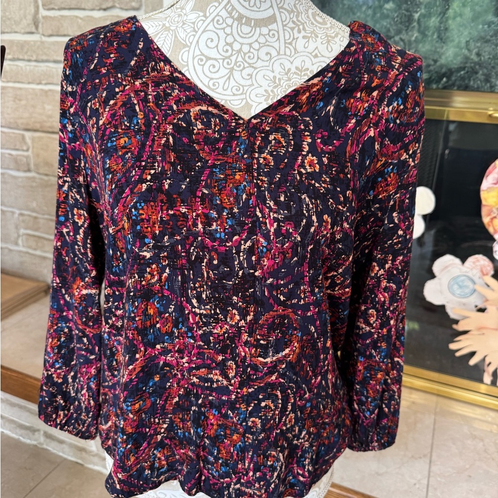 Liverpool v-neck paisley pattern blouse - open /cross back Size Small